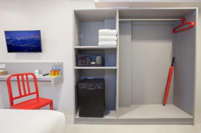 رسنتا اکسپرس پوکت تاون