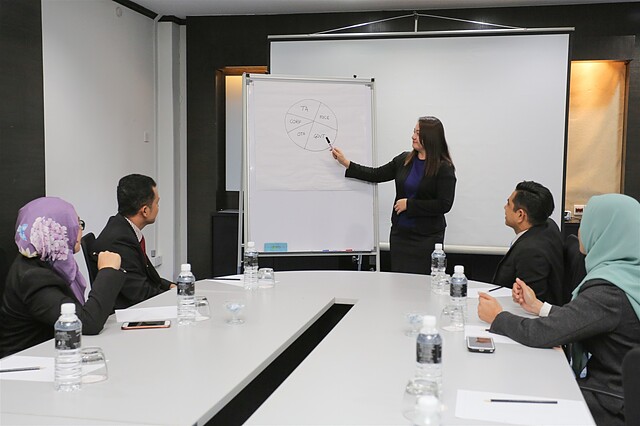 اسری پتالینگ