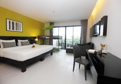 سیمپلایتل پوکت