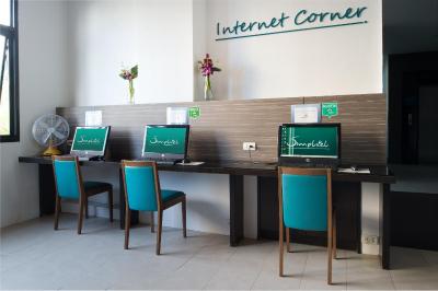 سیمپلایتل پوکت