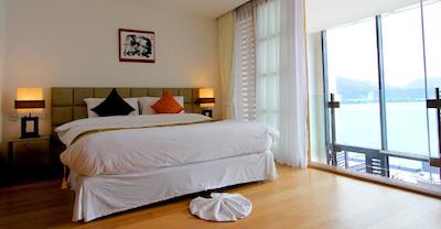 ایندوچین ریزورت اند ویلاز