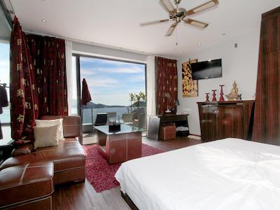 ایندوچین ریزورت اند ویلاز