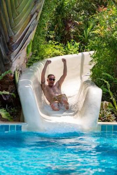 ایندوچین ریزورت اند ویلاز