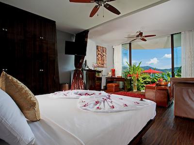 ایندوچین ریزورت اند ویلاز