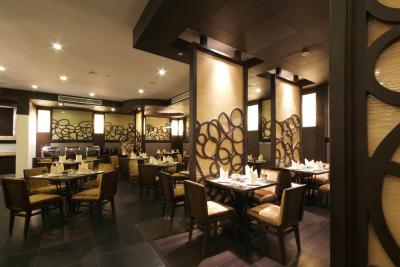 امورا نئولوکس بانکوک