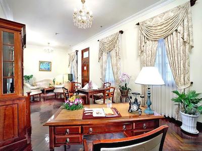 گراند هتل سایگون