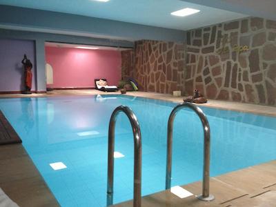 پالیز جنا هتل اند اسپا