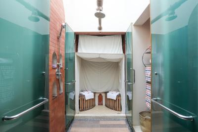 سوکو کلچرال اسپا اند ولنس