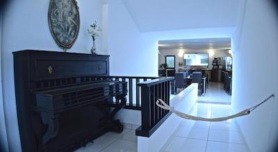 هتل داریوال