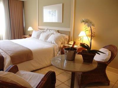 گولدن تولیپ ایپانما پلازا