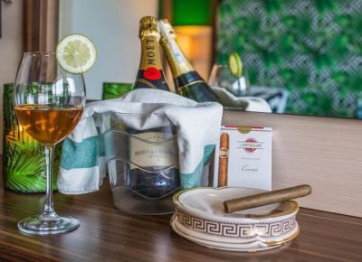 انجلیق هوس هتل