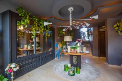 انجلیق هوس هتل