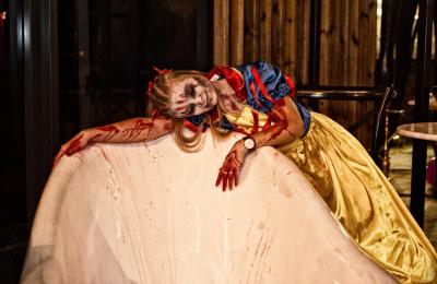 انجلیق هوس هتل