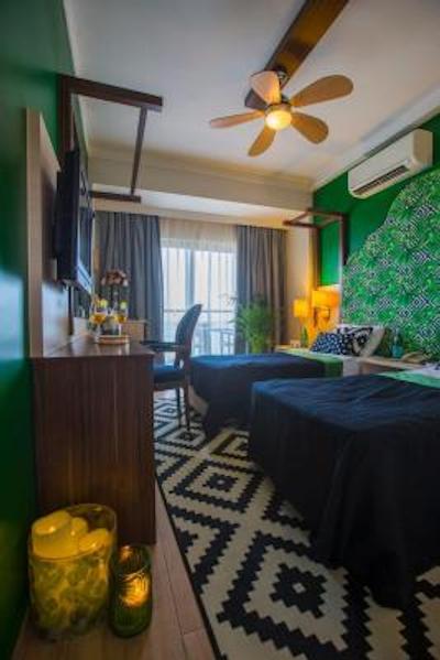 انجلیق هوس هتل