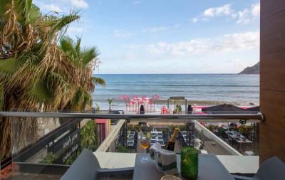 انجلیق هوس هتل