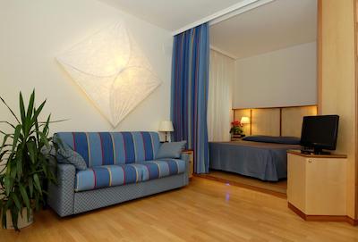 رسیدنس پراتی رم