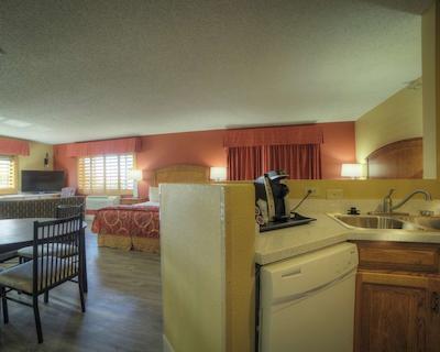 بست وسترن پلاس ات لاک پول