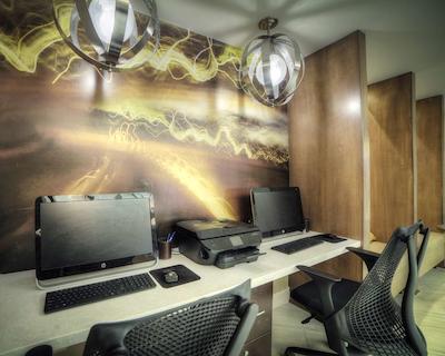 بست وسترن پلاس ات لاک پول