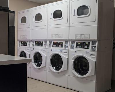 بست وسترن پلاس ات لاک پول