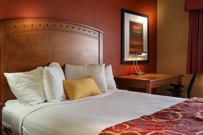 بست وسترن پلاس ات لاک پول