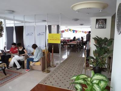 گونال اپارت