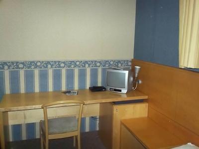 درمیر آلترو