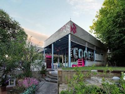 کوئی میموسا سانشاین هتل