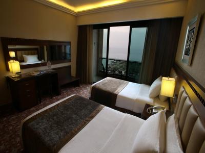 لانکاستر سویتز راوچ