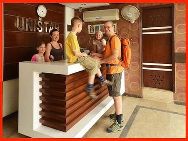 هتل یونیستار