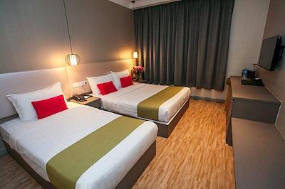 چامپیون هتل