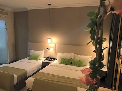 چامپیون هتل