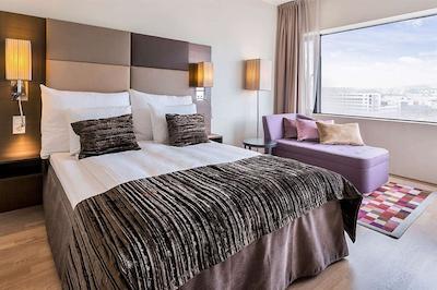 کلارین هتل اند کنگرز