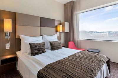 کلارین هتل اند کنگرز