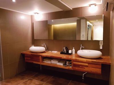 د کالیفرنیا هتل اسئوول اسئوچو