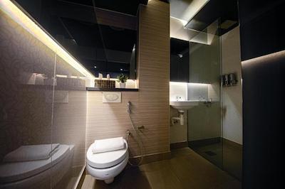 یس چایناتاون پوینت هتل