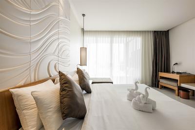 گ هوا هین ریزرت اند مال