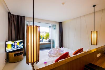 گ هوا هین ریزرت اند مال