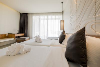 گ هوا هین ریزرت اند مال