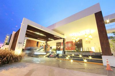 گ هوا هین ریزرت اند مال