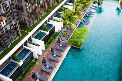 گ هوا هین ریزرت اند مال