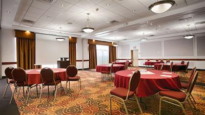 بست وسترن پلاس اُتاوا کاناتا هتل اند کنفرنس سنتر