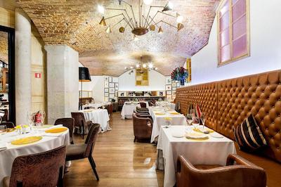 هتل دو پلاکا ریال