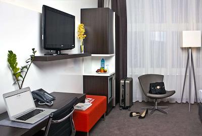 سلکت هتل برلین د وال