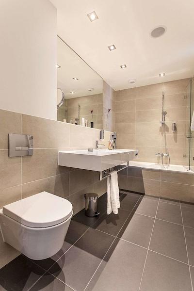 سلکت هتل برلین د وال