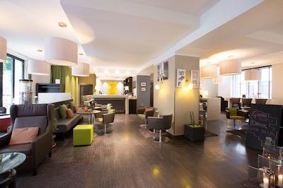 سلکت هتل برلین د وال