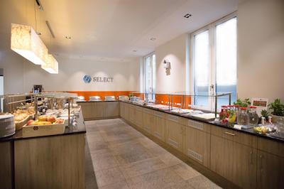 سلکت هتل برلین د وال