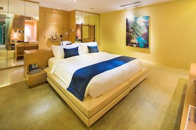 وان15 مارینا کلاب