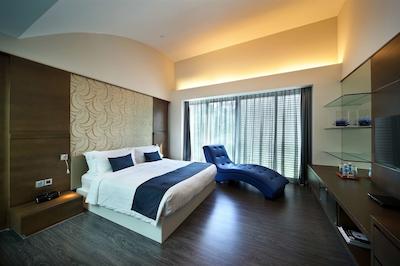 وان15 مارینا کلاب