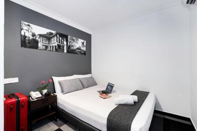 پارک 22 هتل لیتل ایندیا