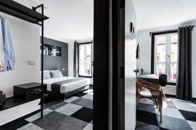 پارک 22 هتل لیتل ایندیا